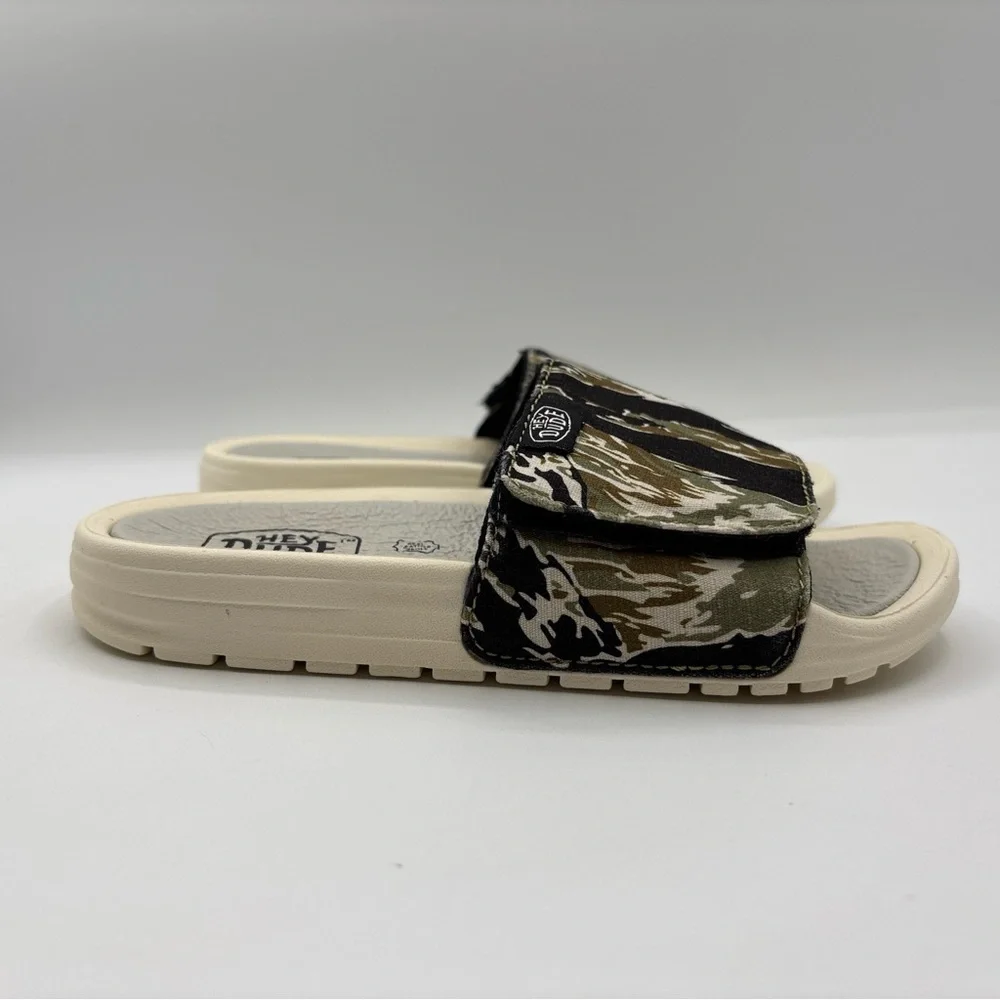 Hey Dude Boys Phoenix Youth Camo Tiger Stripe Size K11 Slides/Sandals